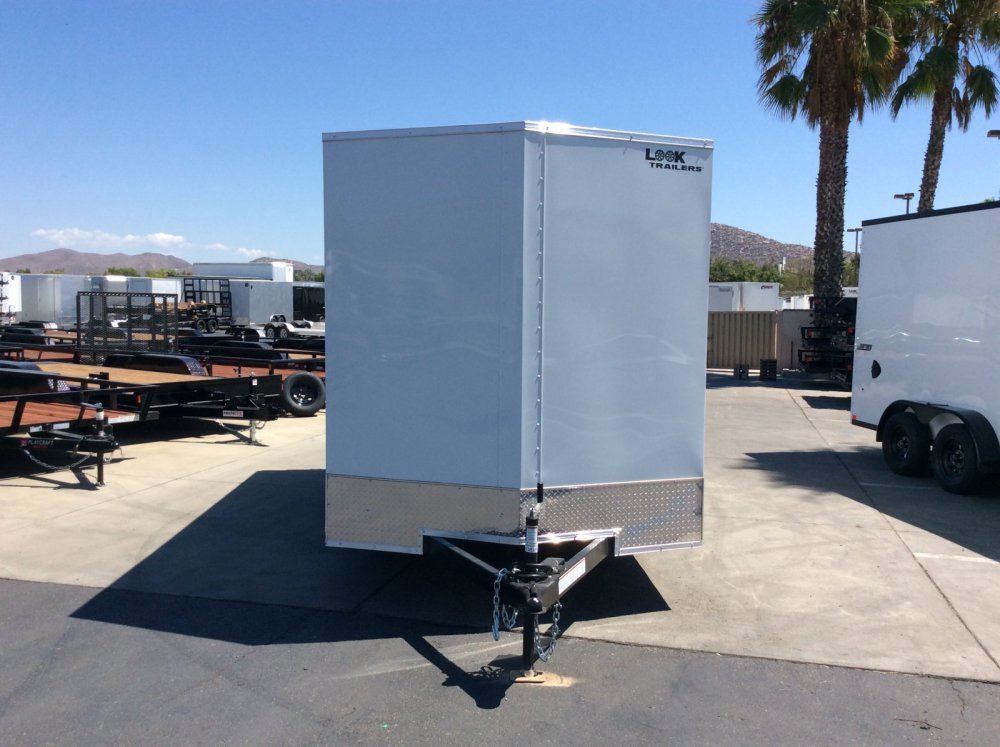 2026 Look Trailers ST DELUXE Enclosed Cargo