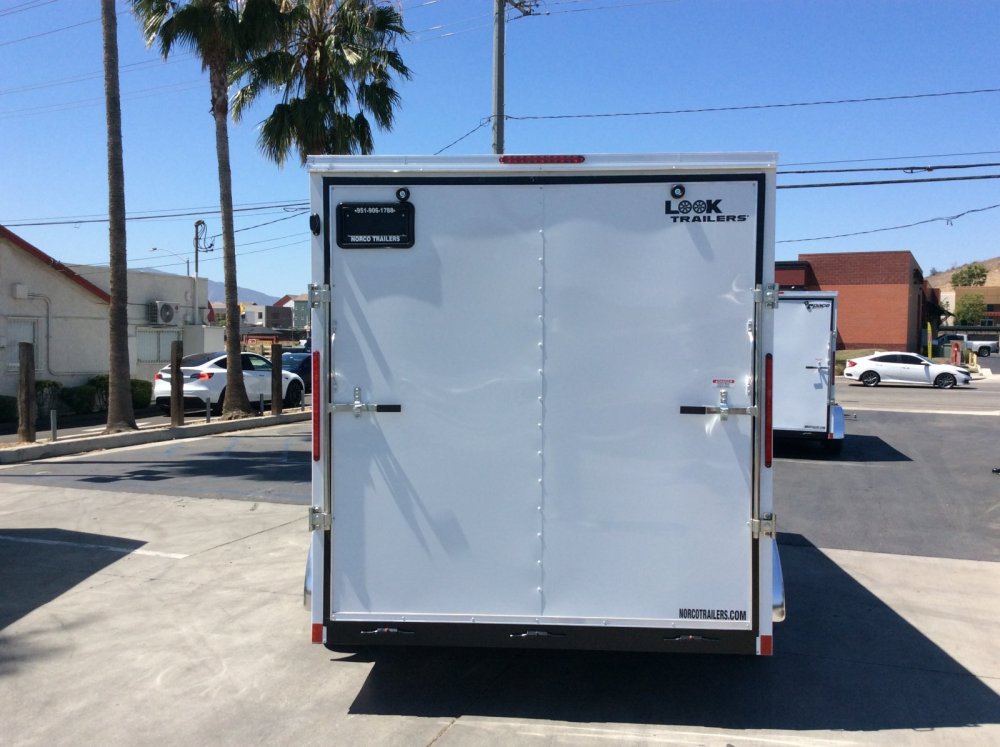 2026 Look Trailers ST DELUXE Enclosed Cargo