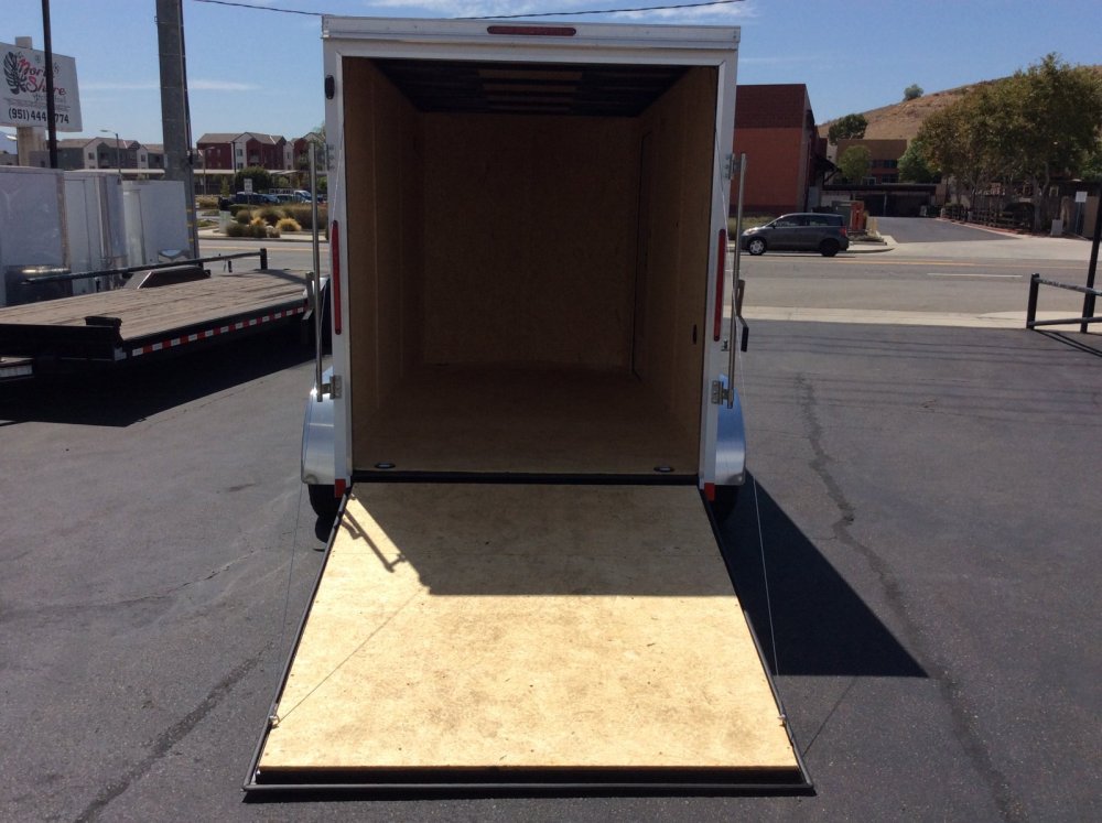 2027 Look 6' x 12' ST DLX Enclosed Cargo trailer
