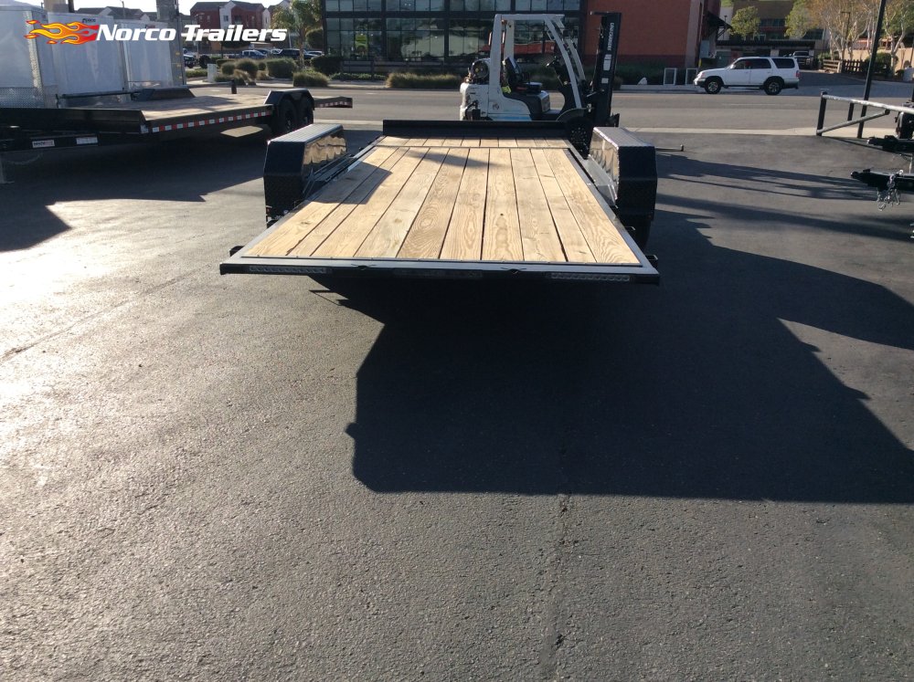 2025 H&H 82" x 20' TILT Equipment trailer