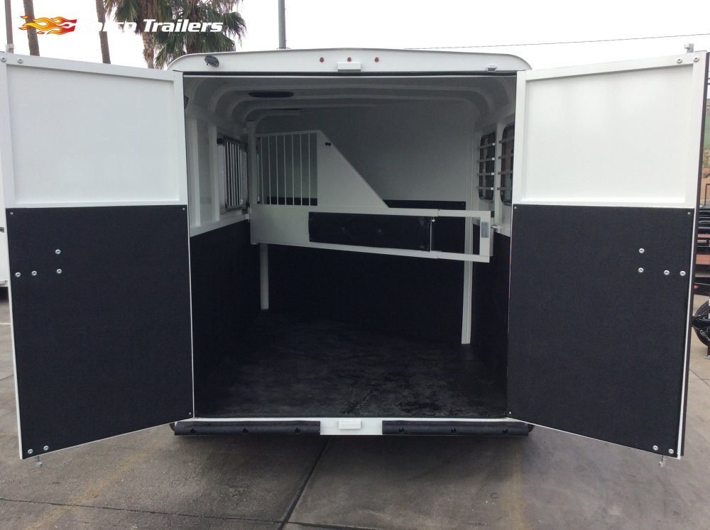 2026 Thuro-bilt 6' 8" x 13' 2 Horse Renegade Horse trailer