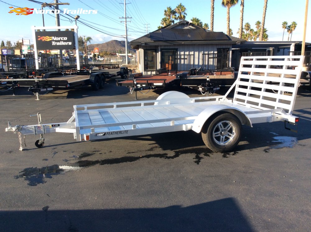 2025 Featherlite 6' 6" x 12' UTILITY Utility trailer