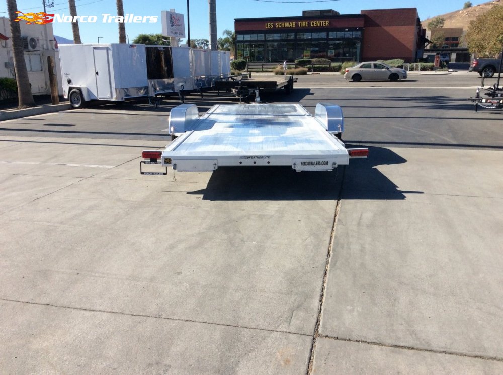 2023 Featherlite 3182 8.5' x 22' 7K Flatbed Trailer