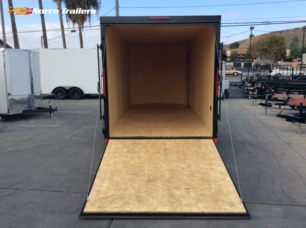 2027 Look 7' x 16' ST DLX Enclosed Cargo trailer