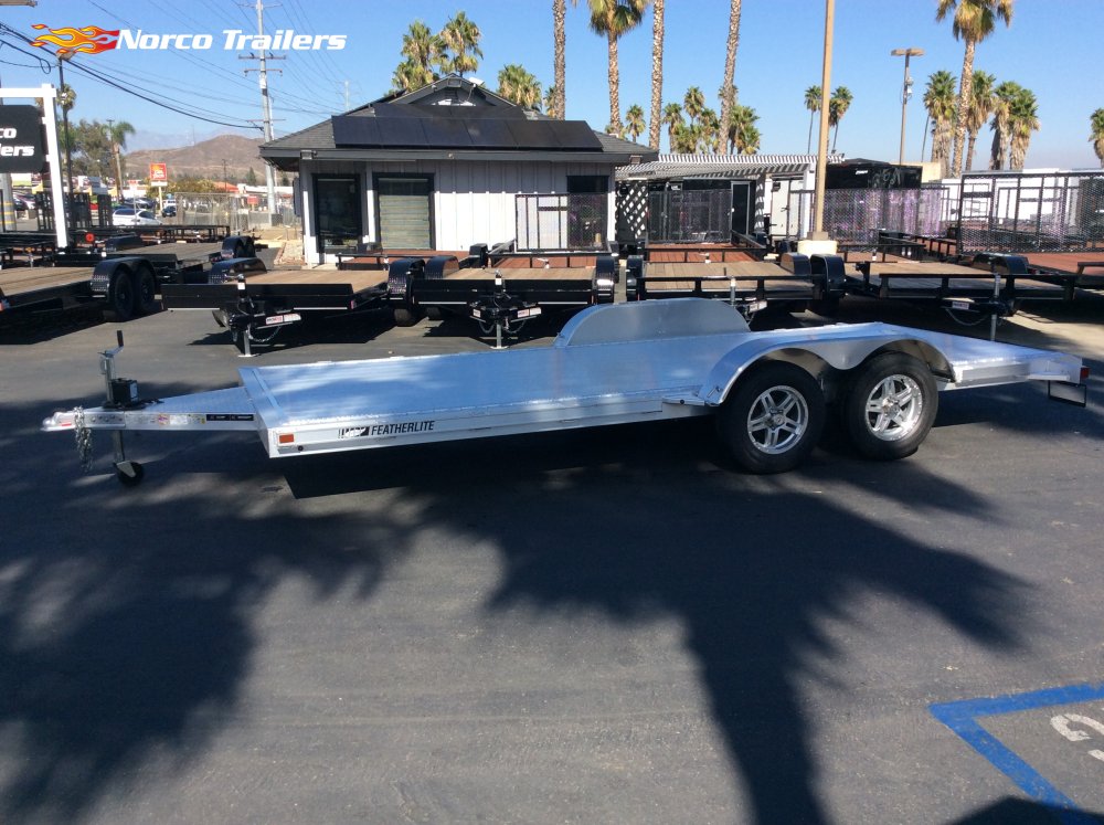 2025 Featherlite 8' 5" x 18' Car Hauler Flatbed trailer