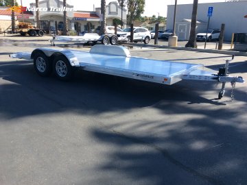 2025 Featherlite 8' 5" x 18' Car Hauler Flatbed trailer