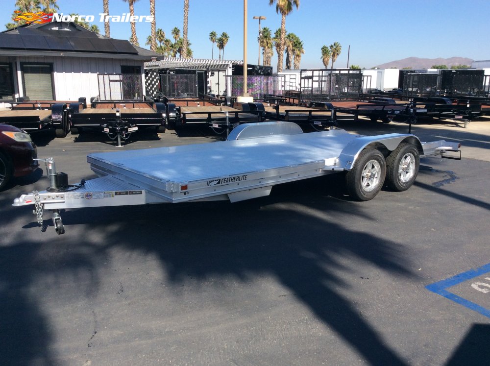 2025 Featherlite 8.5' x 17' 6" Car Hauler Flatbed trailer