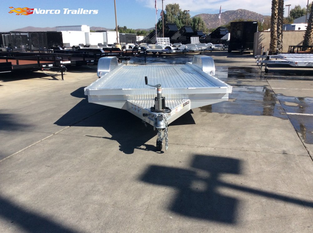 2025 Featherlite 8.5' x 17' 6" Car Hauler Flatbed trailer