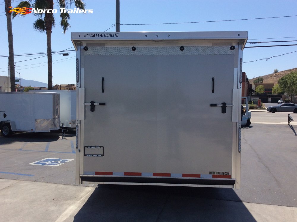 2025 Featherlite 8.5' x 20' Car Hauler Car/Racing trailer