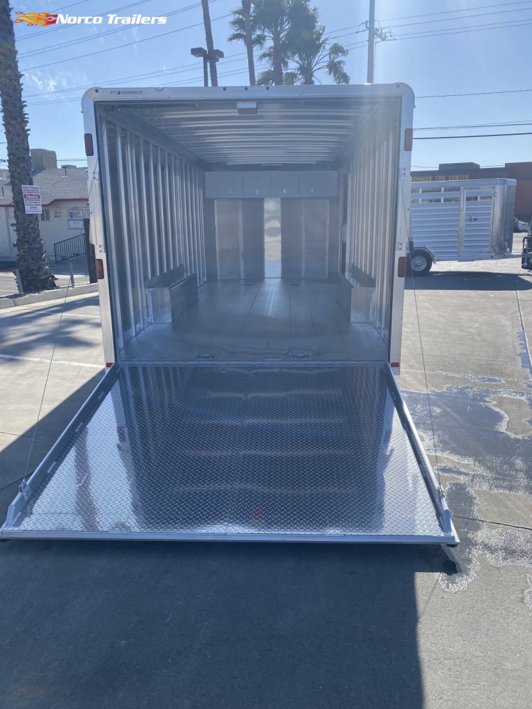 2025 Featherlite 8.5' x 20' 4926 Car Hauler Car/Racing trailer