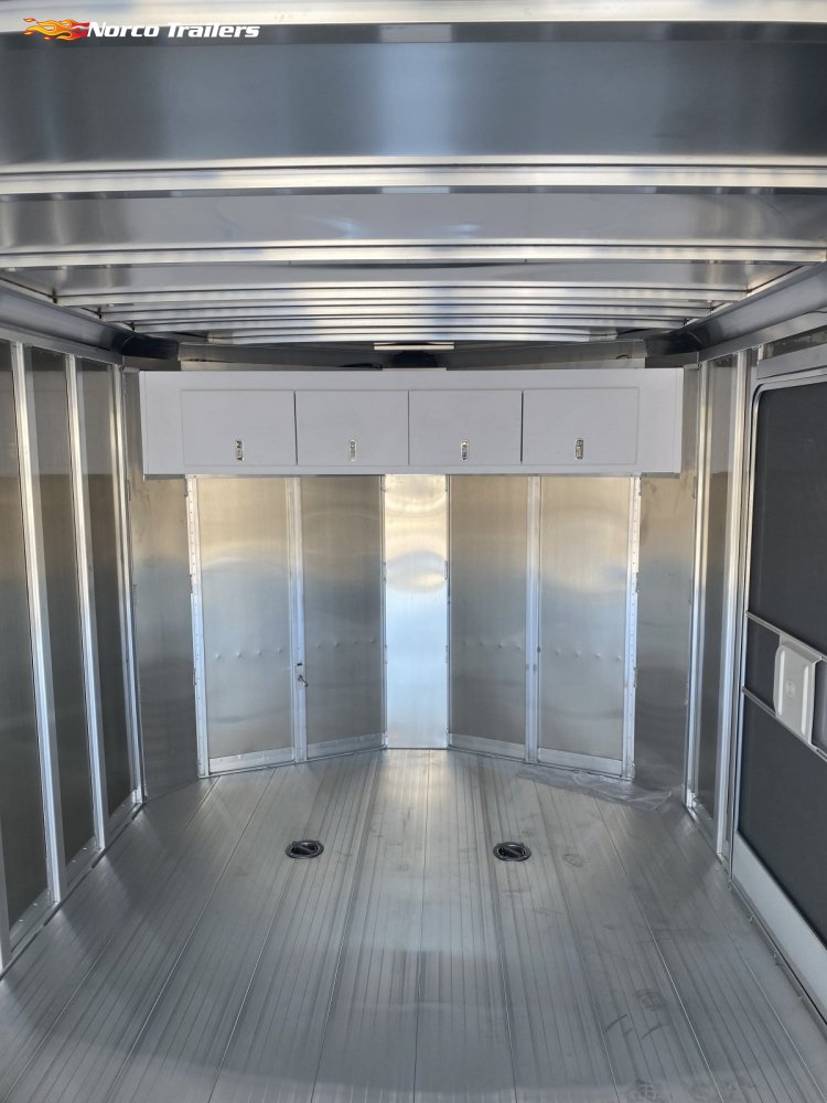 2025 Featherlite 8.5' x 20' 4926 Car Hauler Car/Racing trailer