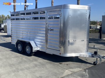 2025 Featherlite 6.7' x 16' 8107 LIVESTOCK Livestock trailer