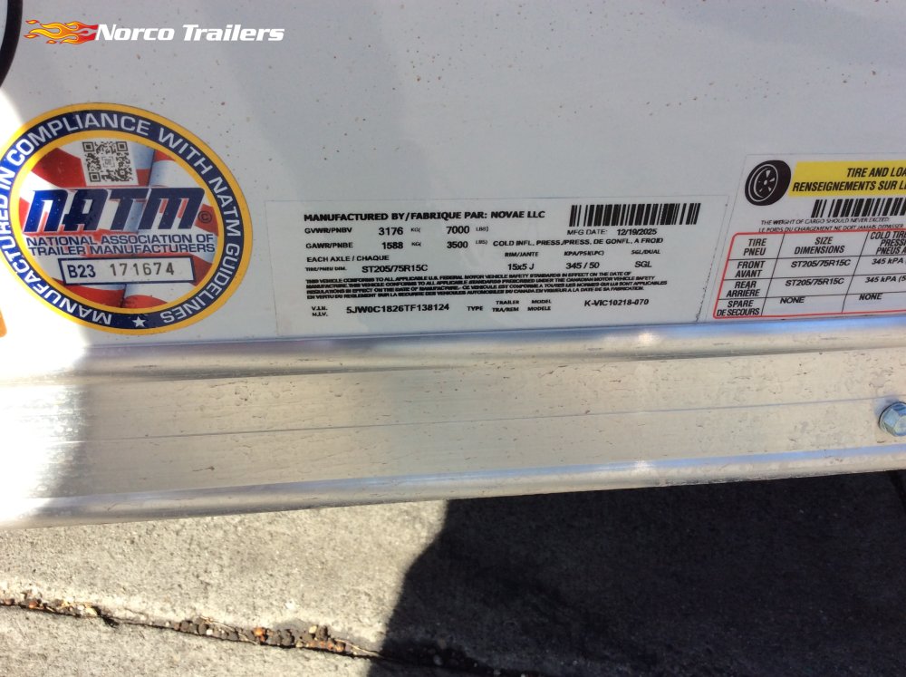 2026 Look 8.5' x 18' VISION Car/Racing trailer