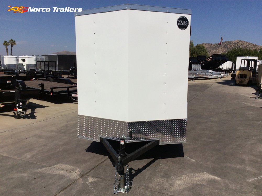 2026 Wells Cargo 6' x 12' FAST TRAC Enclosed Cargo trailer