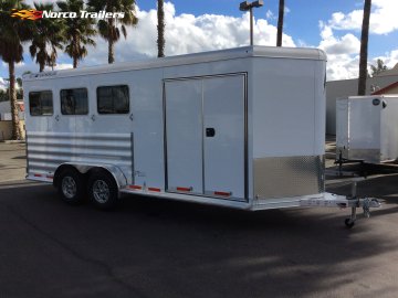 2026 Featherlite 7' x 18' 5" HORSE TRAILER Horse trailer