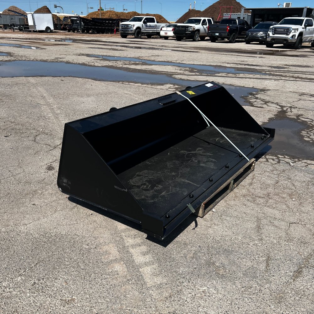 100000489 - x Jenkins Iron & Steel 84" Dirt Bucket w/cutting edge Skid Steer Attachment