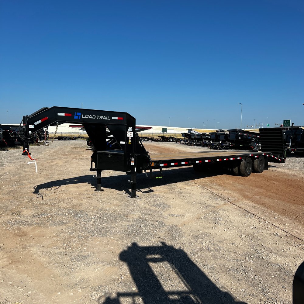 105522 - 8.5'x32' Load Trail Flatbed