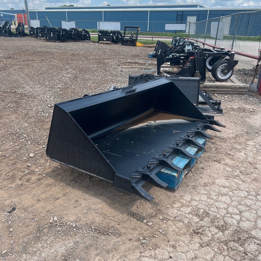 100000394 - x Jenkins Iron & Steel 78" Bucket w/ Teeth Skid Steer Attachment