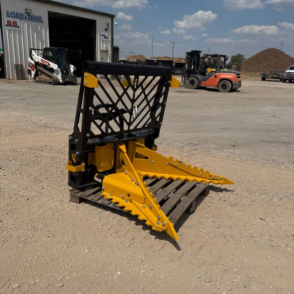 100000431 - x CL Fab DOMINATOR TREE PULLER, 31" Cab guard, hose saver kit Skid Steer Attachment