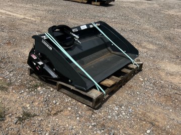CMP 48" mini skid steer (bobcat) hydrabucket, direct drive, up to 20GPM, 1.5 carbide teeth, 2 AR cutting Skid Steer Attachment