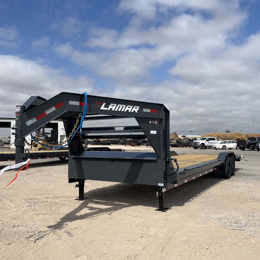 106046 - 8.5'x28' Lamar Hauler