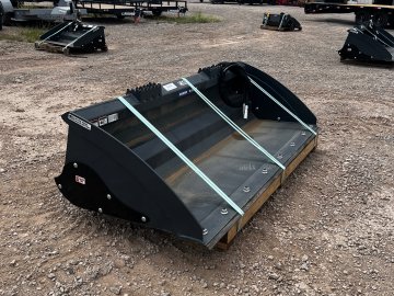 CMP 84" Hydrabucket, 24GPM max, 1.5"carbide mining teeth, Direct Drive, 2 AR cutting edges Skid Steer Attachment