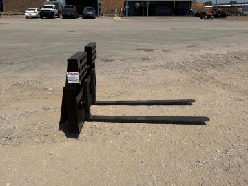 Jenkins Iron & Steel 5 x 5 pallet forks Skid Steer Attachment