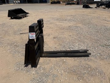 Jenkins Iron & Steel Pallet Forks 4X4 Skid Steer Attachment