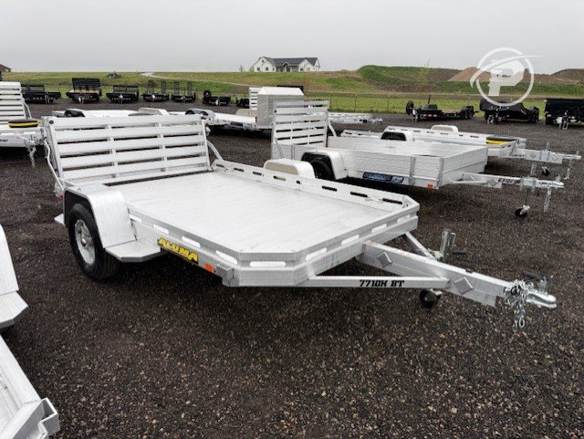 Aluma Utility 10' 3" x 6' 6"