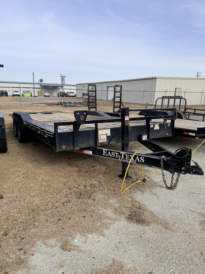 22ft East Texas Tilt-deck