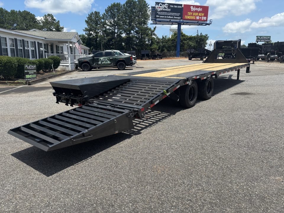 2026 Load Trail GP 102X30 25900 GVWR 14 PLY TIRE MAX RAMP Deckover Trailer