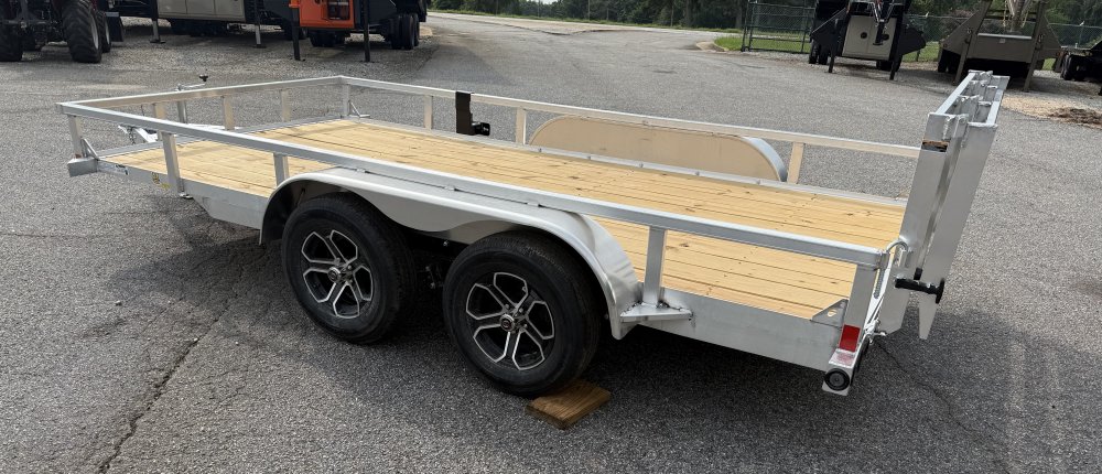 2027 Load Trail UA 83X14 TA / ALUMINUM FRAME/ 55" BI-FOLD TAILGATE / 2 BRAKE AXLES / ALUMINUM WHEELS