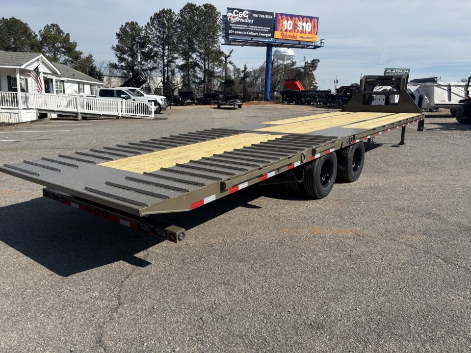 2026 Load Trail GL 102X32 25900 GVWR HYDRAULIC DOVE TAIL Deckover Trailer