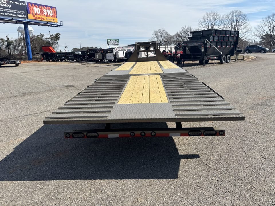 2026 Load Trail GL 102X32 25900 GVWR HYDRAULIC DOVE TAIL Deckover Trailer