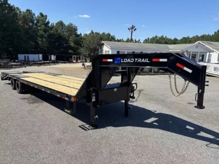 2027 Load Trail GP 102X32 GOOSENECK W/MAX RAMPS AND 14 PLYS 25.9K GVWR Flatbed Trailer