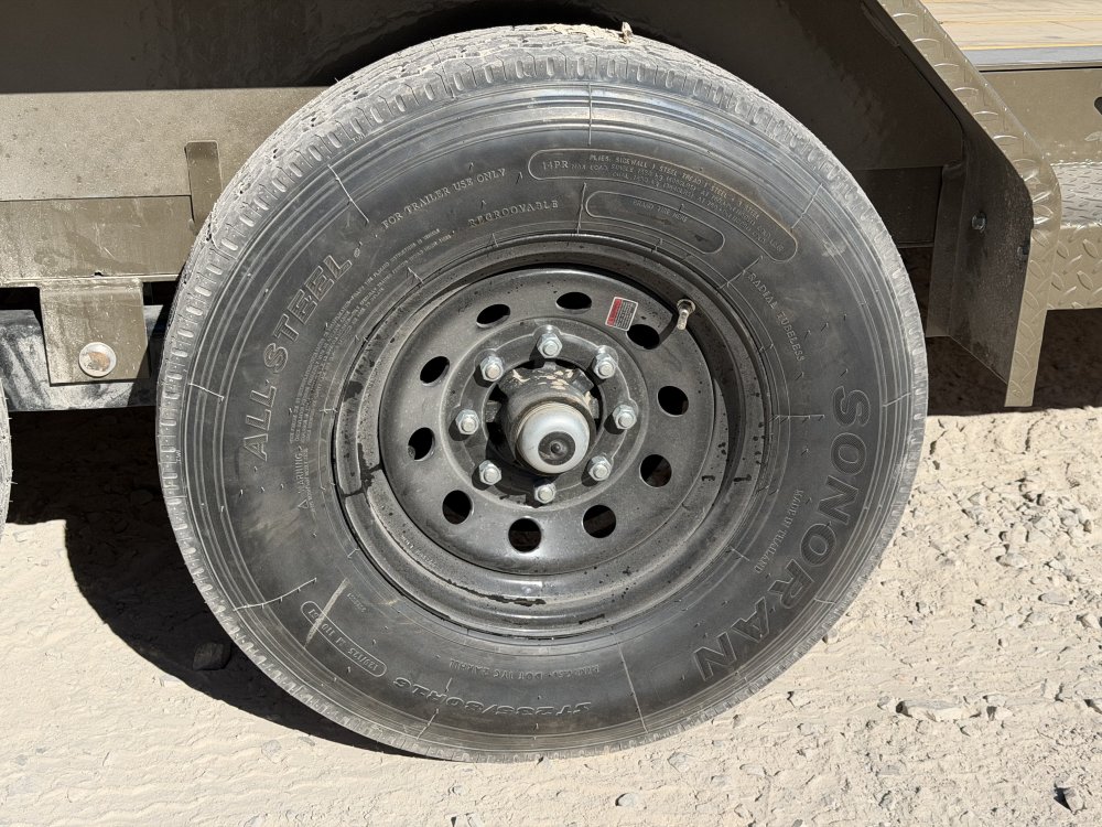2027 83"x22' Load Trail Equipment