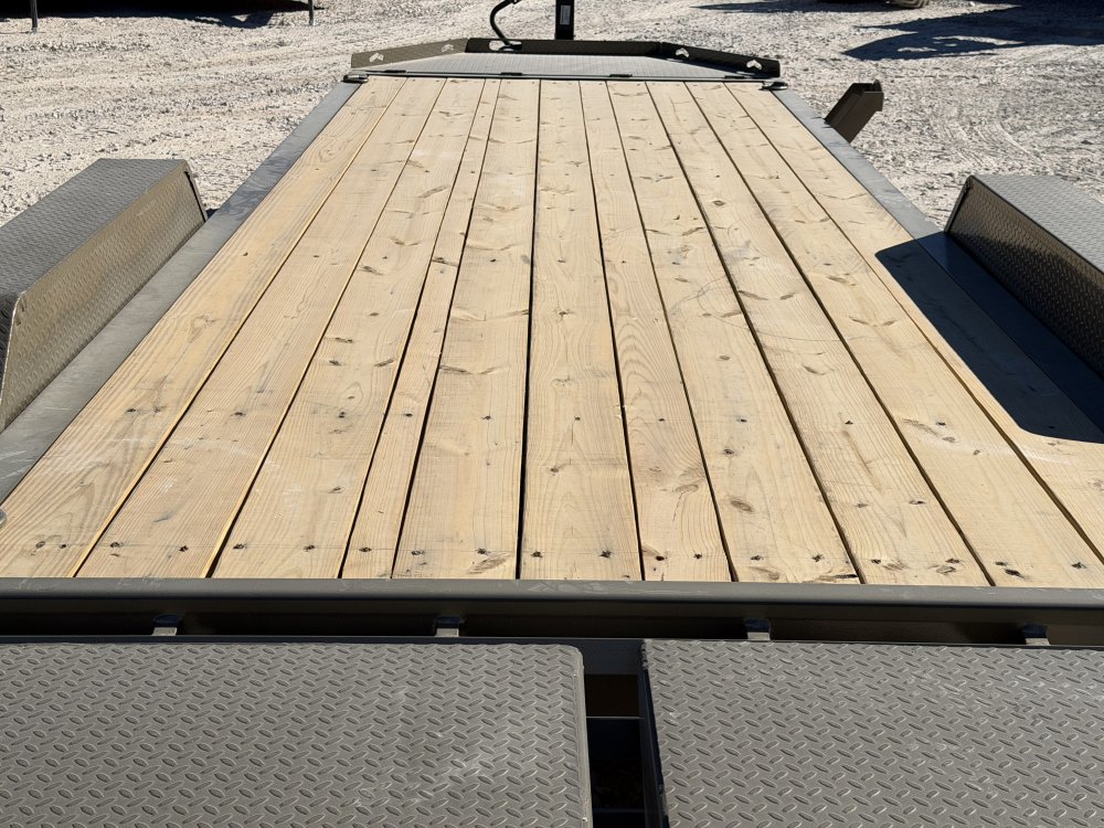 2027 83"x22' Load Trail Equipment