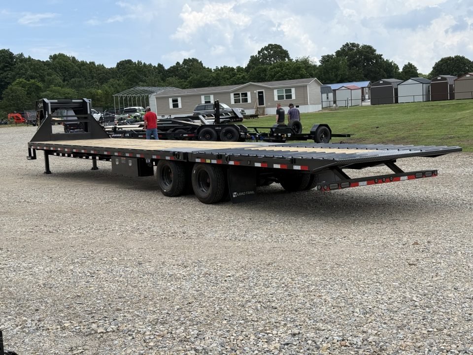 2026 Load Trail GL 102X40 / HYDRO DOVE & JACKS / 14PLY / WINCH PLATE / WIRELESS REMOTE / 25.9K GVWR
