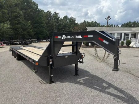 2027 LOAD TRAIL GP 102X30 GOOSENECK W/14 PLYS AND MAX RAMPS 25.9K GVWR FLATBED TRAILER