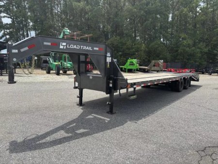 2027 LOAD TRAIL GP 102X30 GOOSENECK W/14 PLYS AND MAX RAMPS 25.9K GVWR FLATBED TRAILER