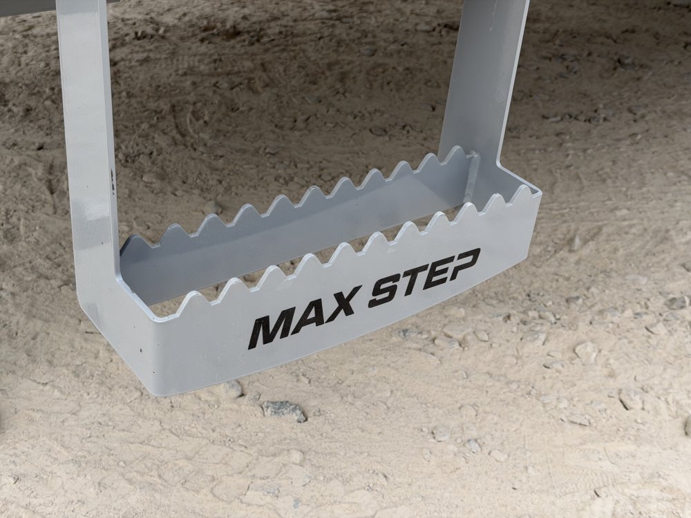 GP 102X28 5' MAX RAMPS 25.9K GVWR 14 PLY TIRES