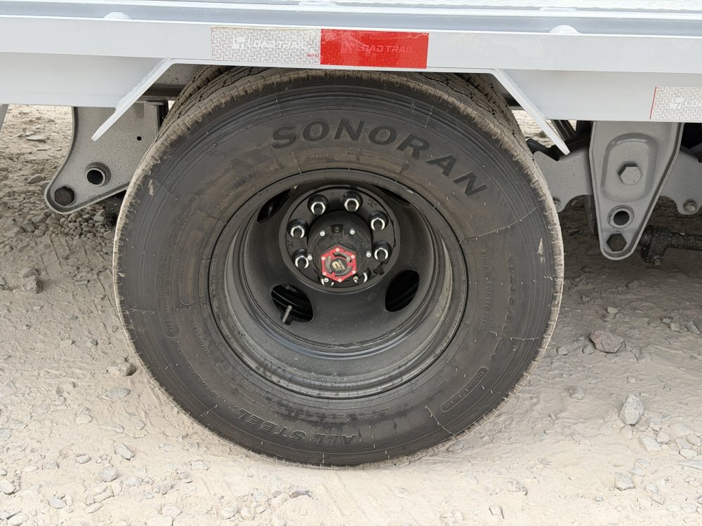 GP 102X28 5' MAX RAMPS 25.9K GVWR 14 PLY TIRES
