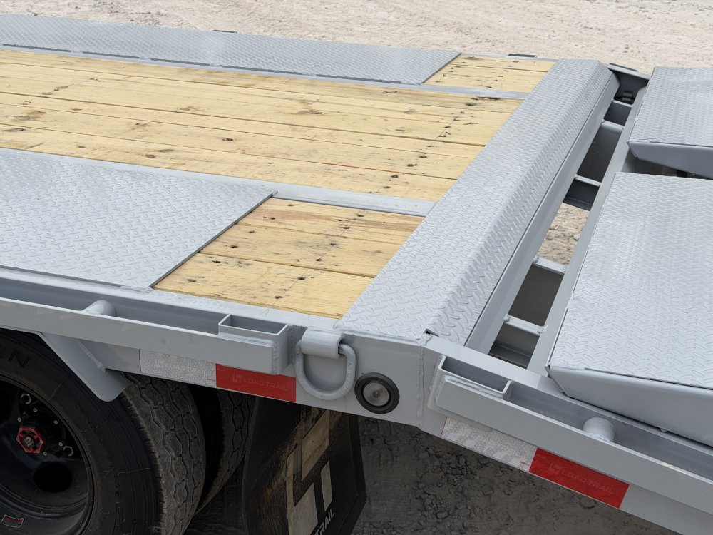 GP 102X28 5' MAX RAMPS 25.9K GVWR 14 PLY TIRES