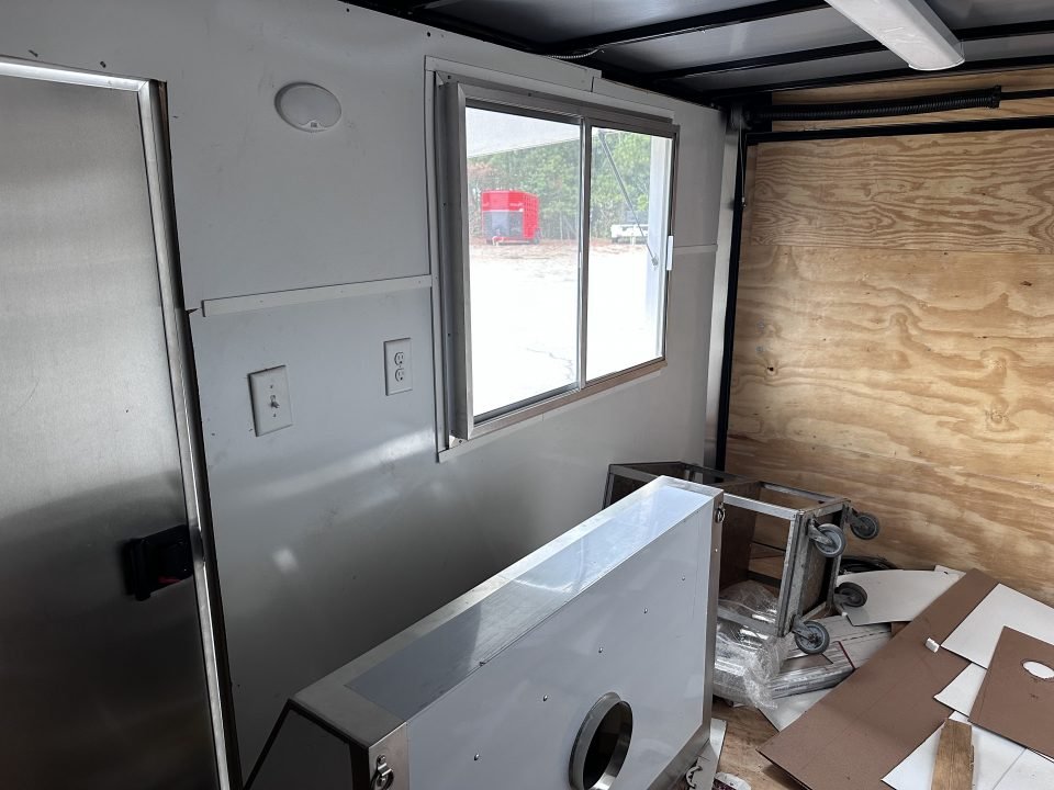 2025 Maximum Cargo Trailers 6X12 Cargo / Enclosed Trailer