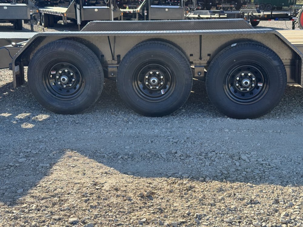 2026 83x22 CH LOAD TRAIL / MAX RAMPS / WINCH PLATE / TOOL BOX / 21K GVWR / EQUIPMENT TRAILER