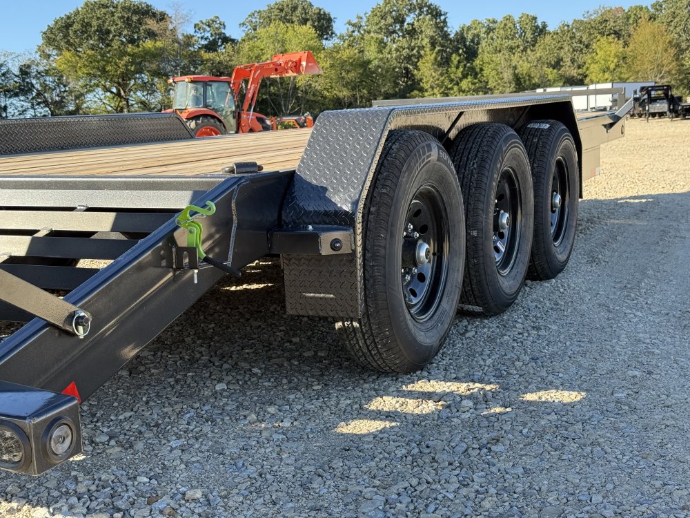 2026 83x22 CH LOAD TRAIL / MAX RAMPS / WINCH PLATE / TOOL BOX / 21K GVWR / EQUIPMENT TRAILER
