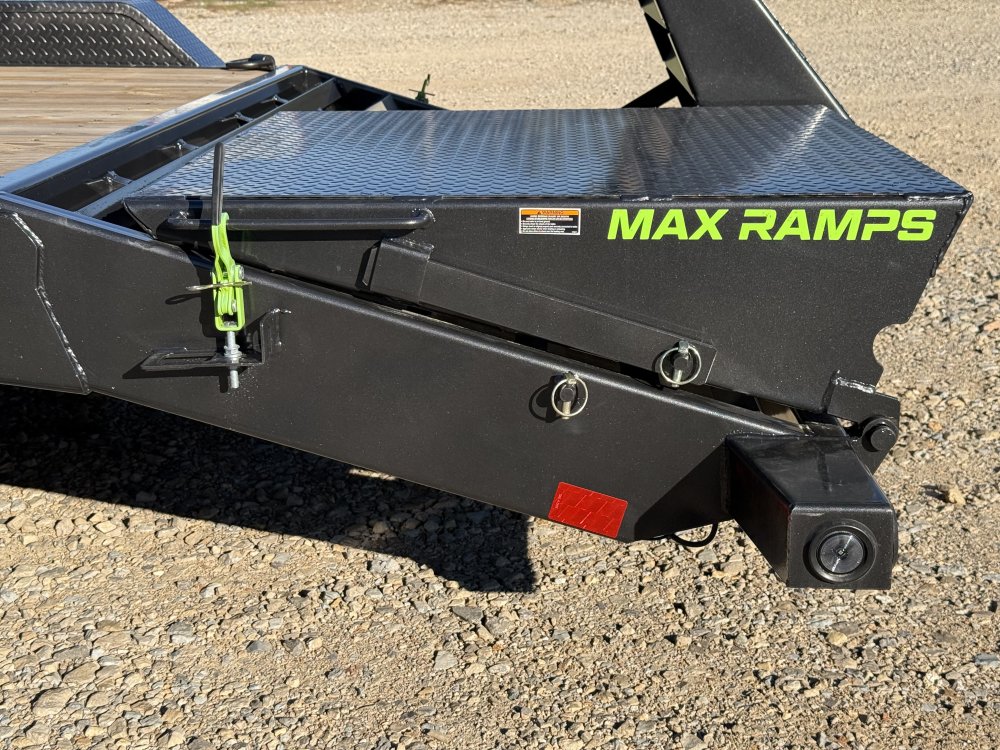 2026 83x22 CH LOAD TRAIL / MAX RAMPS / WINCH PLATE / TOOL BOX / 21K GVWR / EQUIPMENT TRAILER