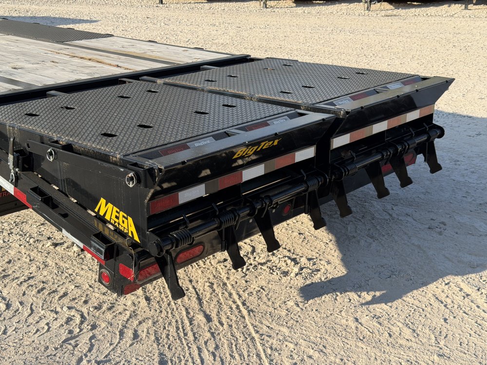 2024 102"x40' Big Tex Flatbed
