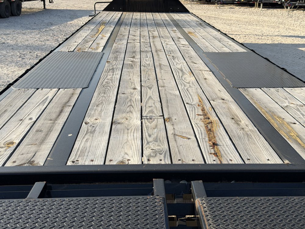 2024 102"x40' Big Tex Flatbed