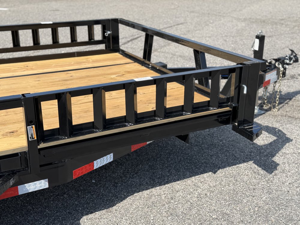 2027 LOAD TRAIL UE 83X14 TANDEM AXLE W/2' DOVE TAIL, 4' FOLDING GATE, AND SIDE LOAD RAMPS 9.99K GVWR